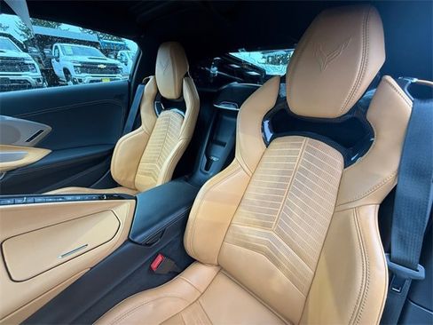 Used 2023 Chevrolet Corvette Stingray Preferred Cpe w/ Z51 Performance Package image 13