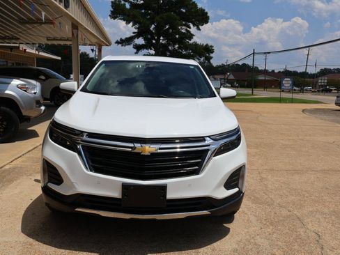 Used 2024 Chevrolet Equinox LT FWD image 4