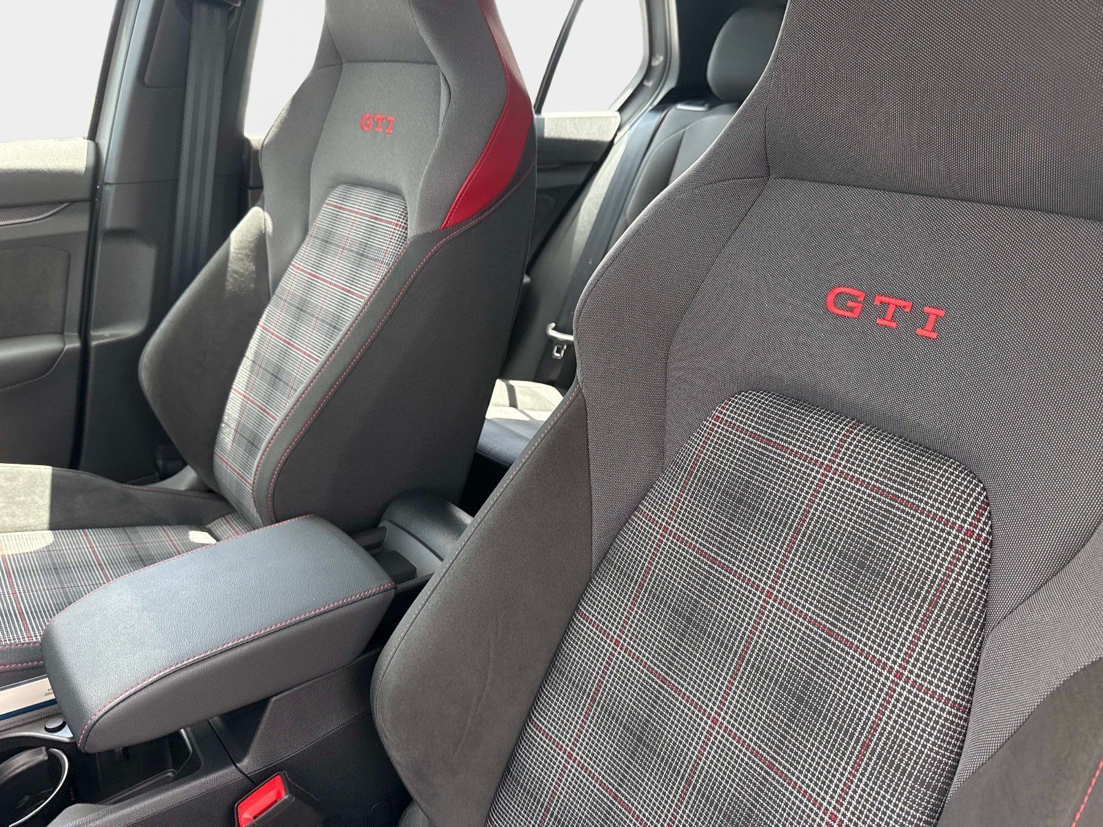 Used 2025 Volkswagen GTI S FWD image 20