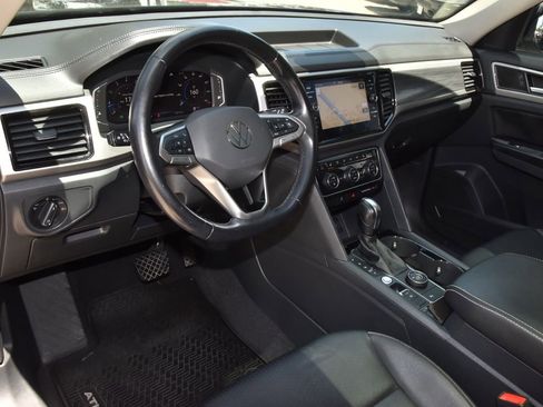 Used 2021 Volkswagen Atlas SEL AWD/4WD image 34