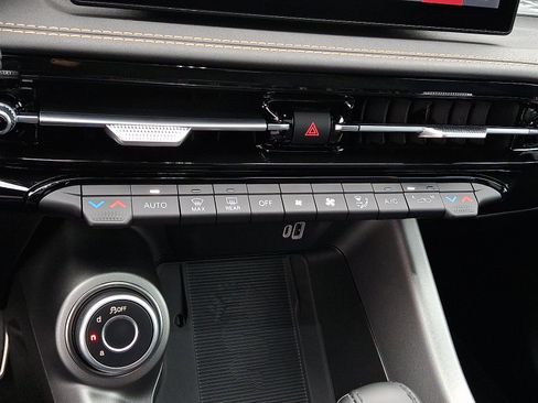 New 2025 Alfa Romeo Tonale image 12