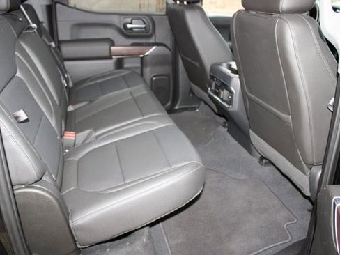 Used 2019 GMC Sierra 1500 SLT image 17