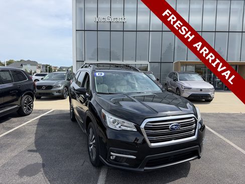 Used 2019 Subaru Ascent Limited w/ Popular Package #3 AWD/4WD image 1