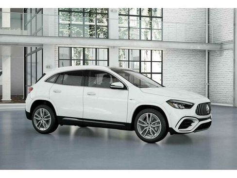 New 2025 Mercedes-Benz GLA 35 AMG 4MATIC image 14