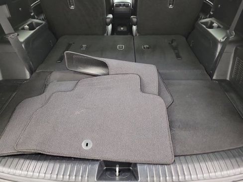 Used 2021 Kia Telluride EX w/ EX Premium Package FWD image 9