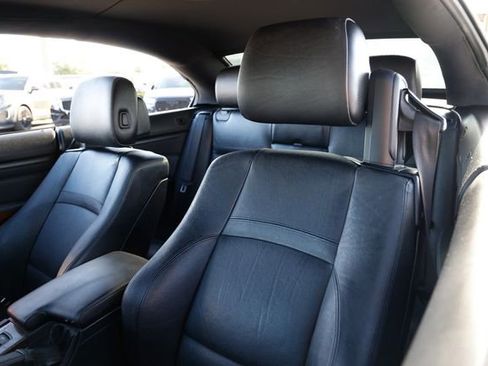 Used 2011 BMW 335i Convertible image 9