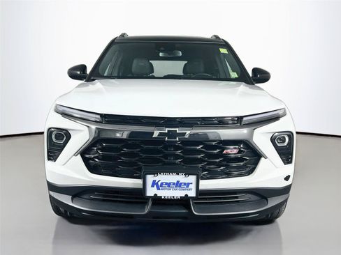 Used 2024 Chevrolet TrailBlazer RS w/ Convenience Package AWD/4WD image 9