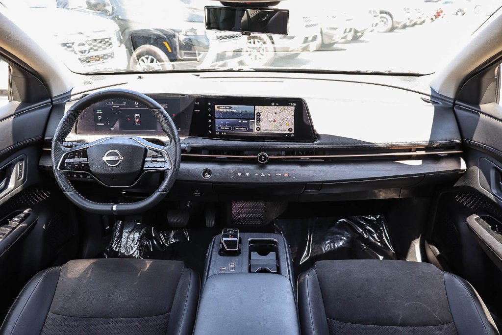 Certified 2024 Nissan Ariya FWD image 12