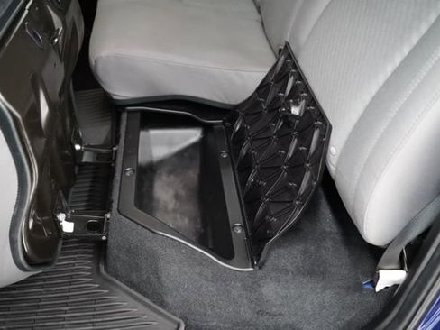 Used 2023 Toyota Tacoma SR5 AWD/4WD image 42