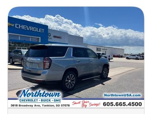 Used 2023 Chevrolet Tahoe LS w/ Driver Alert Package AWD/4WD image 9