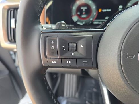 Used 2025 Nissan Pathfinder Platinum w/ Cargo Package image 25