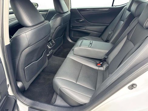 Certified 2021 Lexus ES 350 w/ Protection Package (P3) FWD image 13