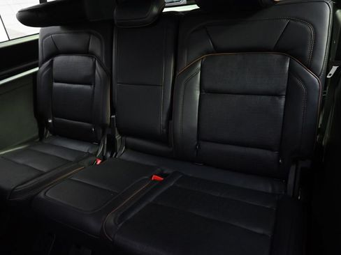 New 2026 Lincoln Navigator L Black Label AWD/4WD image 22