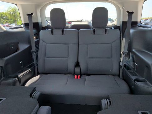 New 2026 Ford Explorer Active RWD image 39