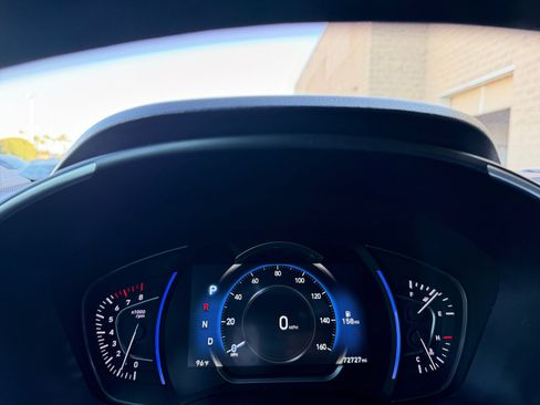 Used 2020 Hyundai Santa Fe Limited FWD image 10