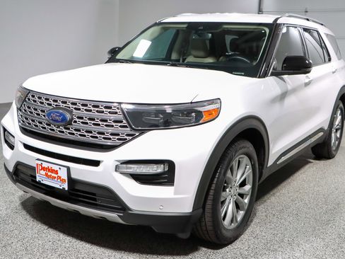 Used 2021 Ford Explorer Limited image 33