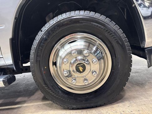 Used 2022 RAM 3500 Tradesman w/ Chrome Appearance Group AWD/4WD image 37