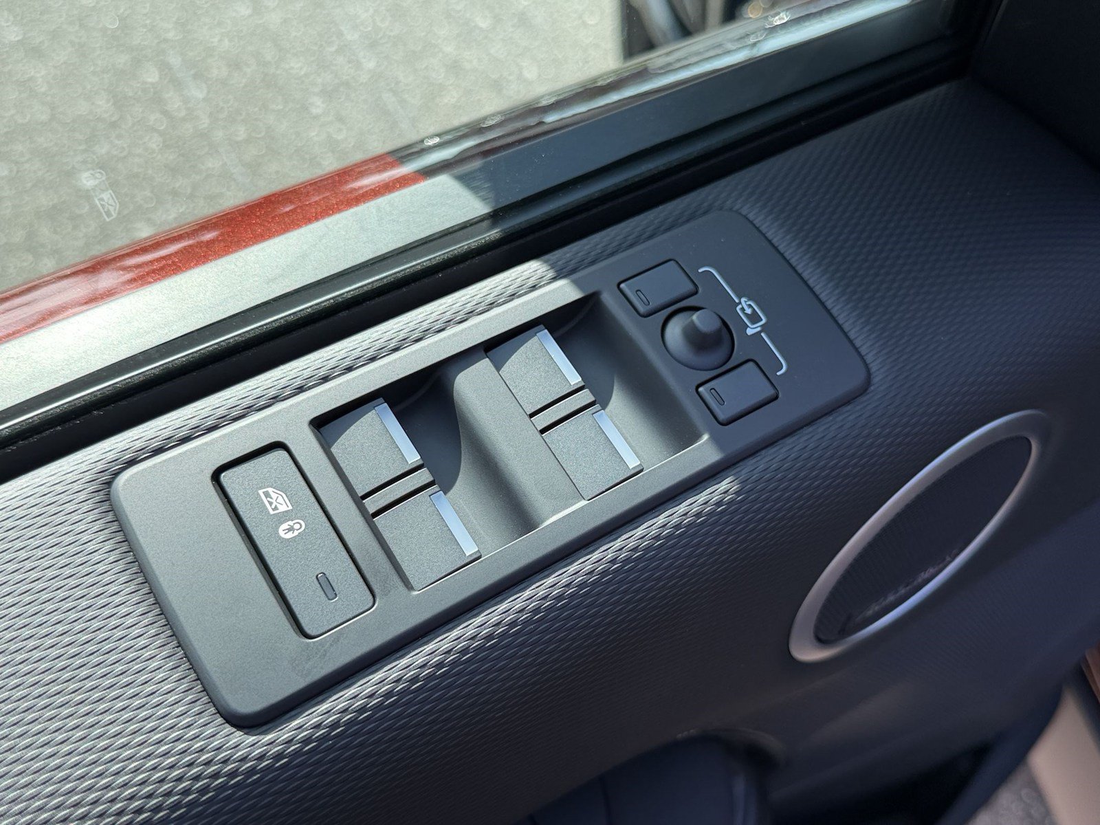 New 2026 Land Rover Discovery Limited Edition AWD/4WD image 27