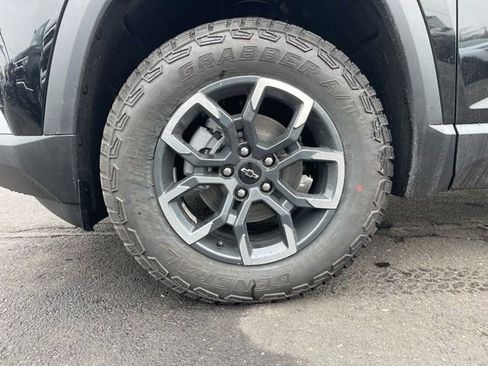 New 2026 Chevrolet Equinox ACTIV w/ Convenience Package III image 4