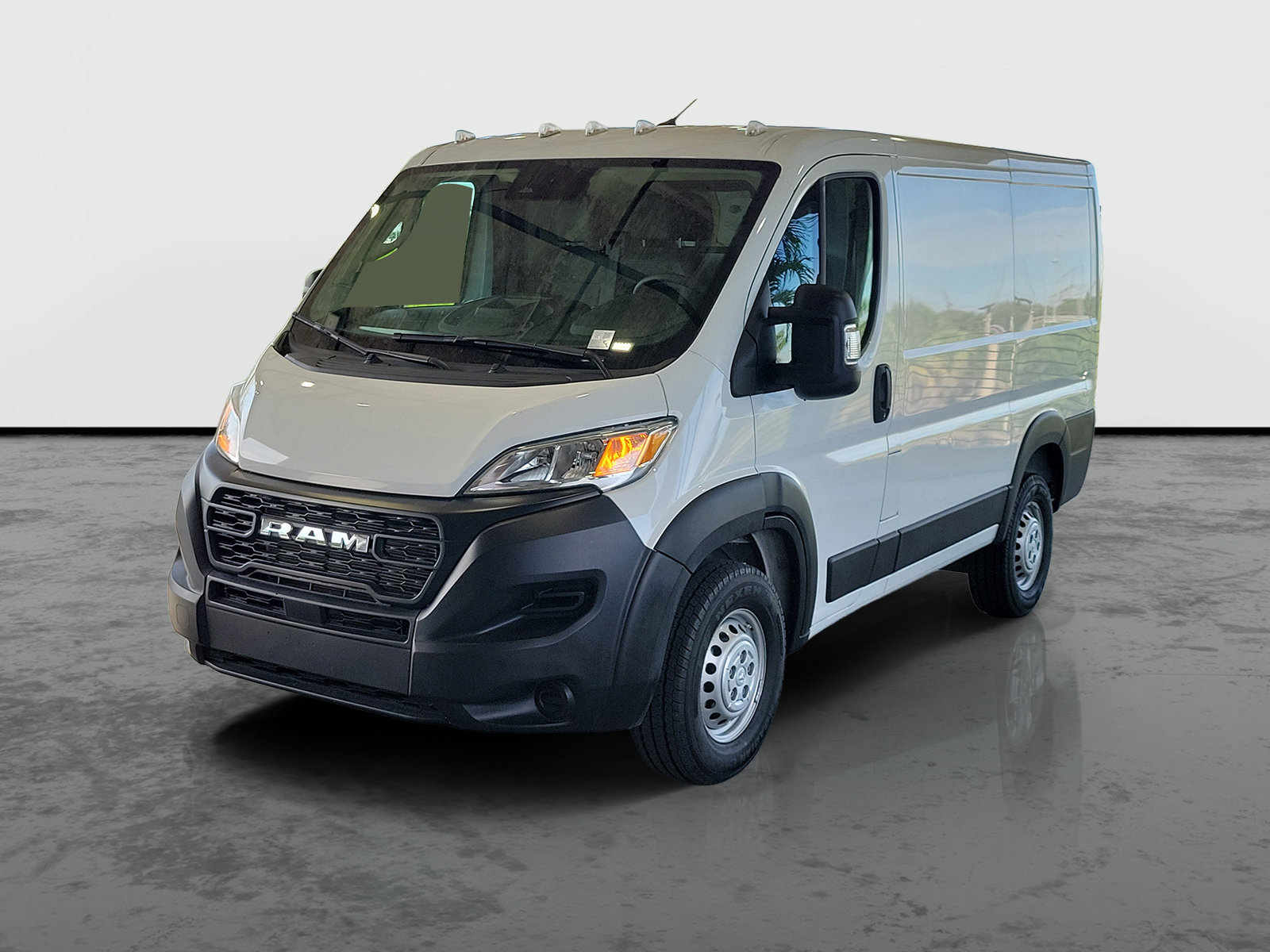 Used 2025 RAM ProMaster 1500 FWD image 4