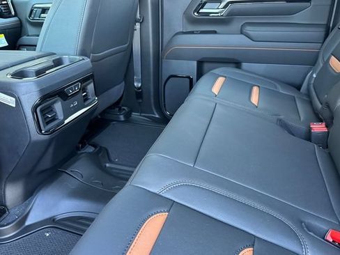 New 2026 GMC Sierra 2500 AT4 w/ AT4 Premium Plus Package AWD/4WD image 13