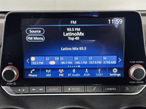 Used 2024 Nissan Sentra SR FWD image 21