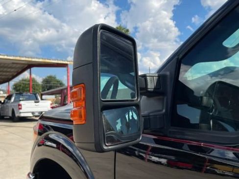 Used 2016 Ford F250 XLT w/ XLT Value Package image 29