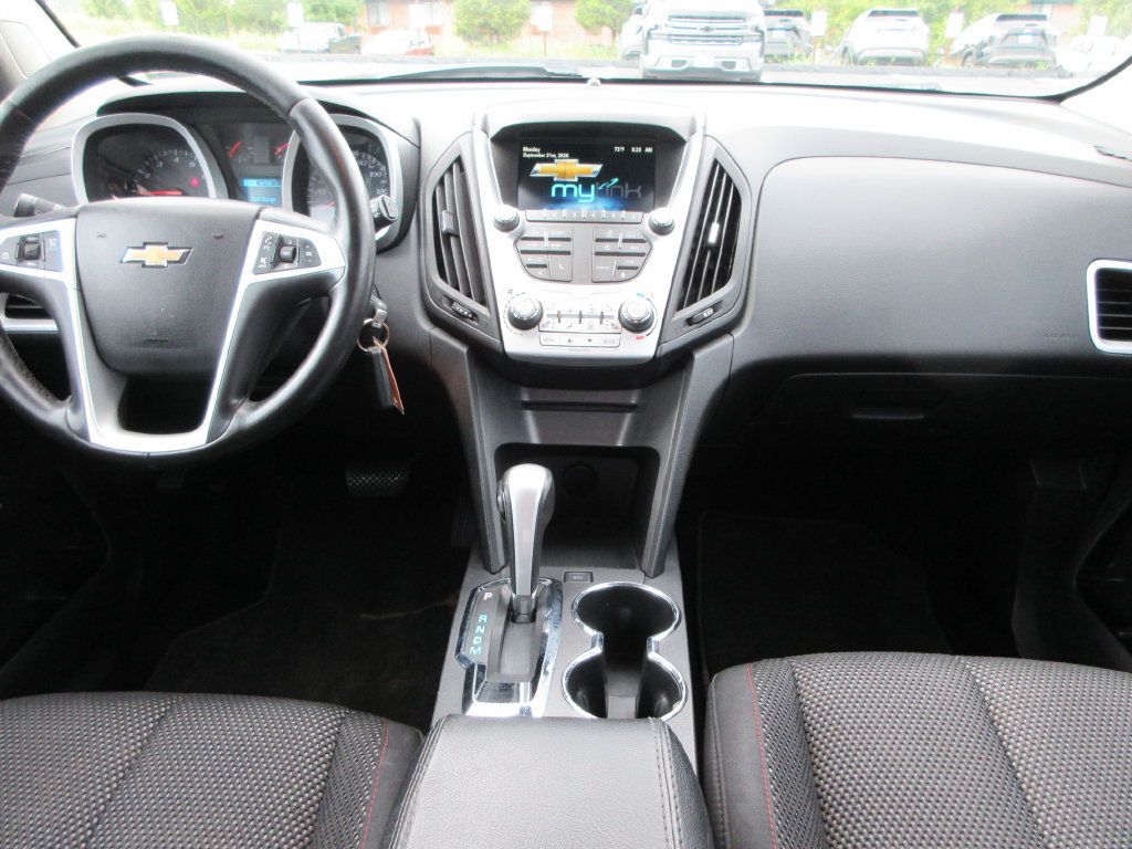 Used 2013 Chevrolet Equinox LT FWD image 16