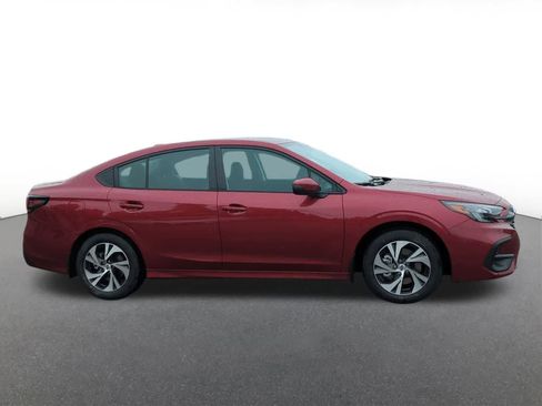 Used 2025 Subaru Legacy Premium AWD/4WD image 7