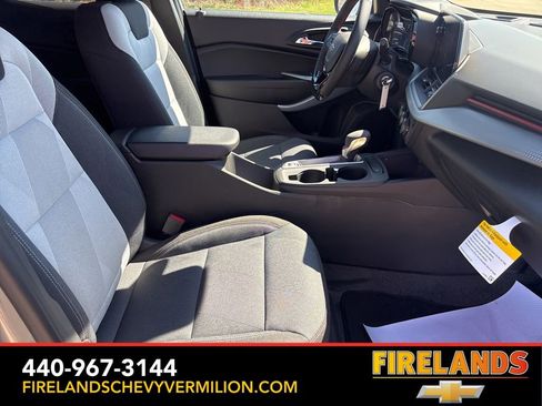 New 2026 Chevrolet Trax RS w/ Driver Confidence Package FWD image 28