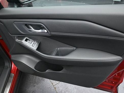 New 2026 Nissan Rogue SV image 33