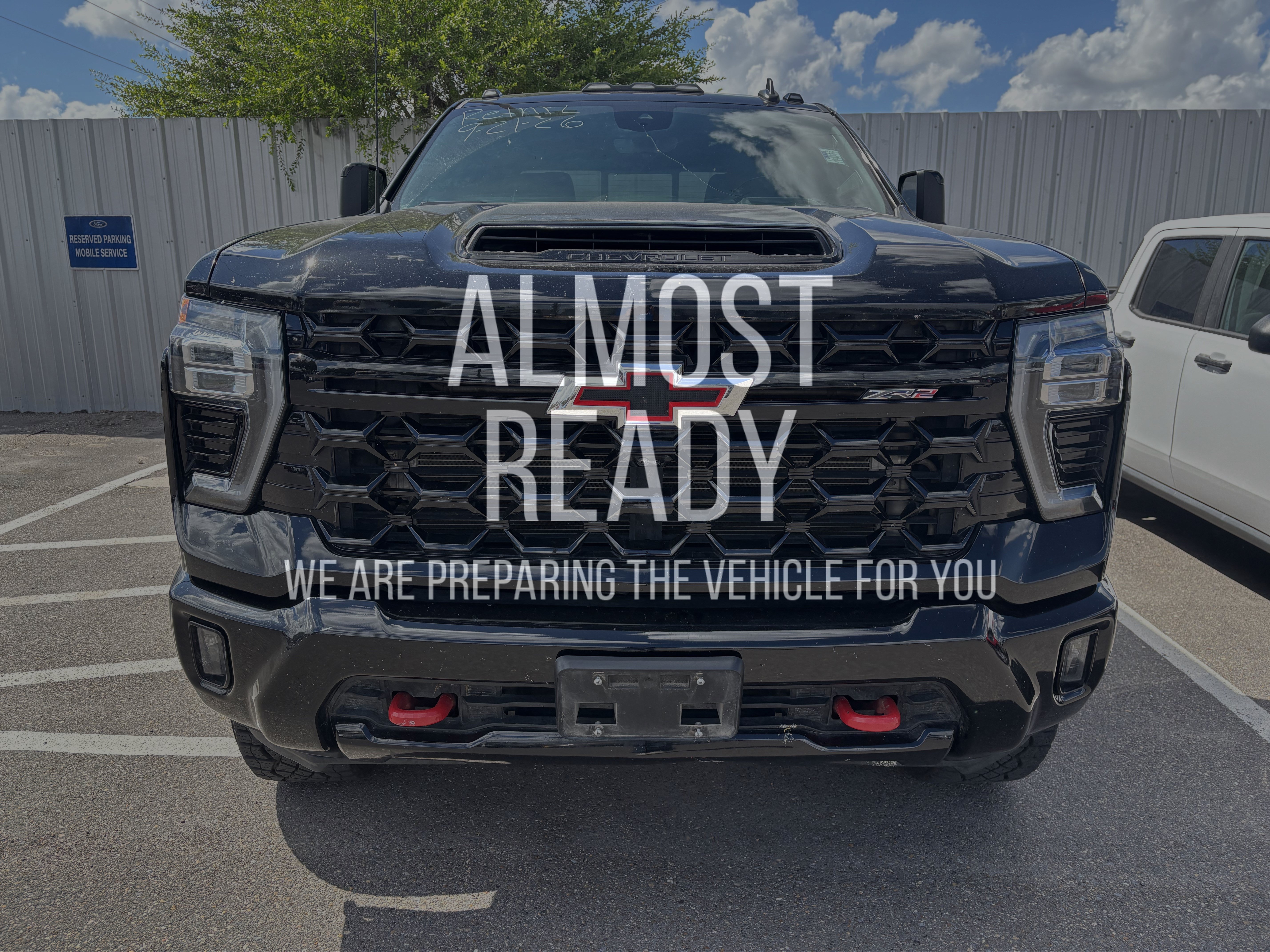 Used 2024 Chevrolet Silverado 2500 ZR2 w/ Technology Package AWD/4WD image 1