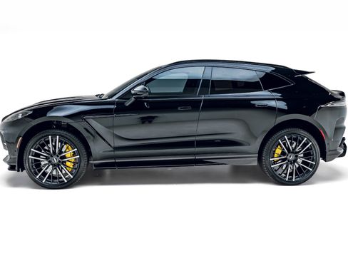 Used 2023 Aston Martin DBX 707 AWD/4WD image 6