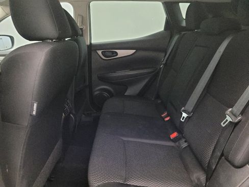 Used 2021 Nissan Rogue Sport S FWD image 18