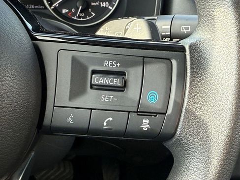 Used 2023 Nissan Rogue SV w/ SV Premium B Package image 22