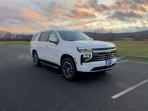 New 2026 Chevrolet Tahoe LT image 2