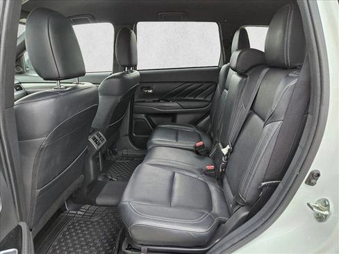 Used 2022 Mitsubishi Outlander SEL AWD/4WD image 16