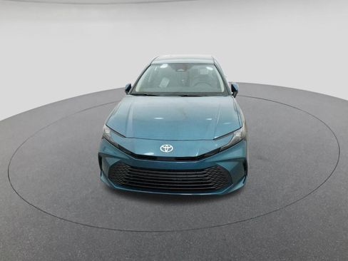 New 2026 Toyota Camry LE image 15