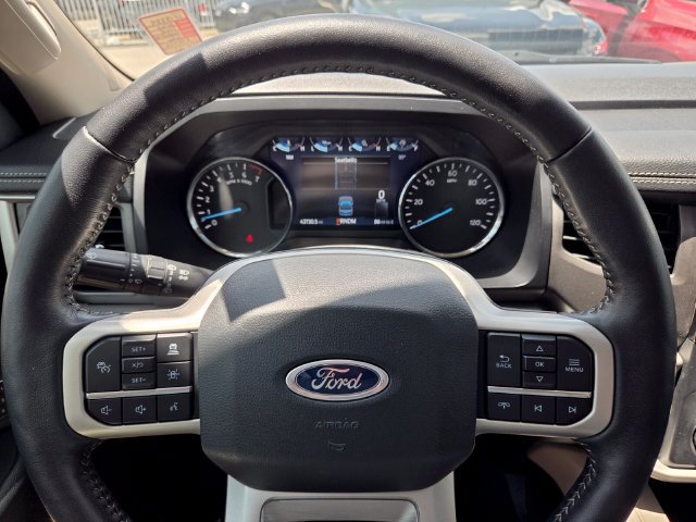 Used 2022 Ford Expedition XLT RWD image 31