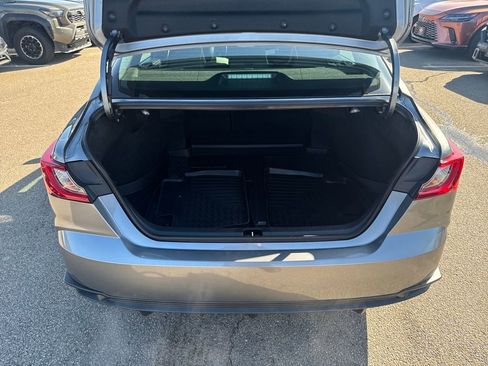 Used 2026 Toyota Camry SE w/ Convenience Package image 37