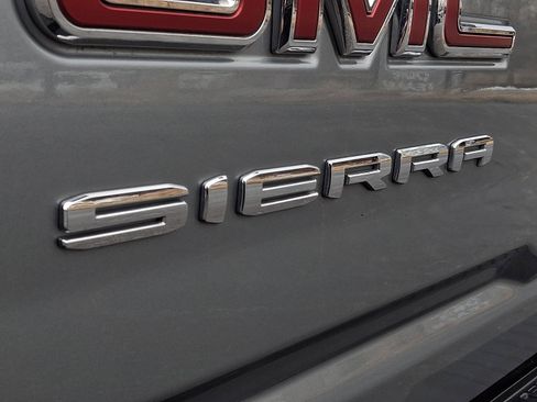 Used 2024 GMC Sierra 2500 Pro w/ Convenience Package image 30