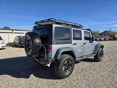 Used 2013 Jeep Wrangler Unlimited Sport w/ Connectivity Group image 5