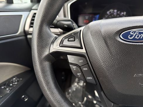 Used 2017 Ford Fusion S FWD image 24