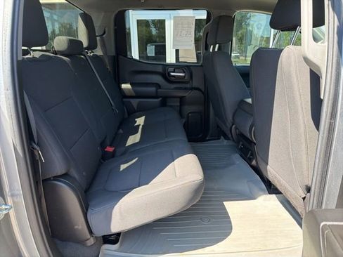 Used 2021 Chevrolet Silverado 1500 Custom AWD/4WD image 17