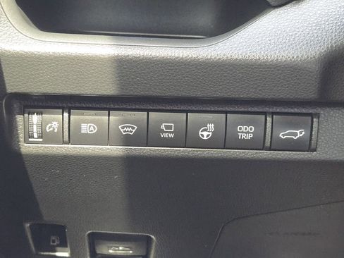 Used 2025 Toyota RAV4 XSE w/ Advanced Technology Package image 24