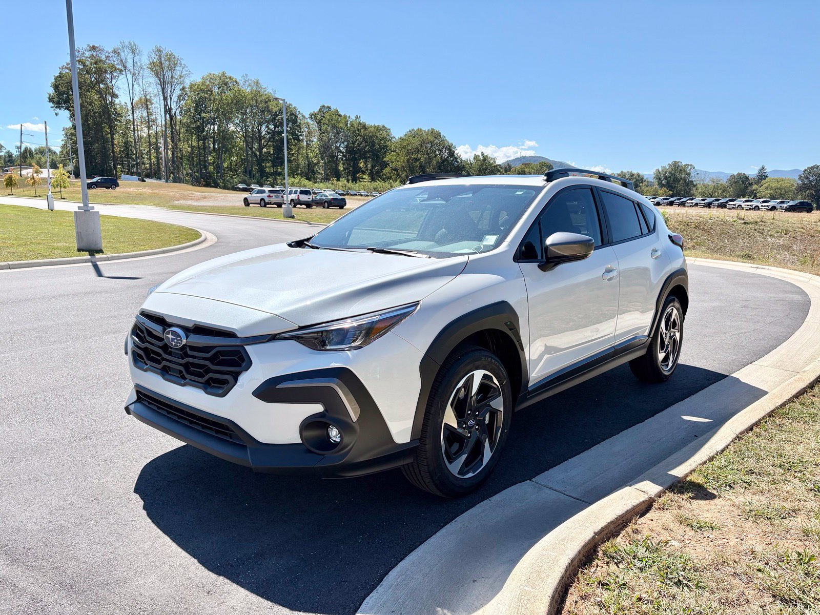 New 2026 Subaru Crosstrek 2.5i Limited AWD/4WD image 3