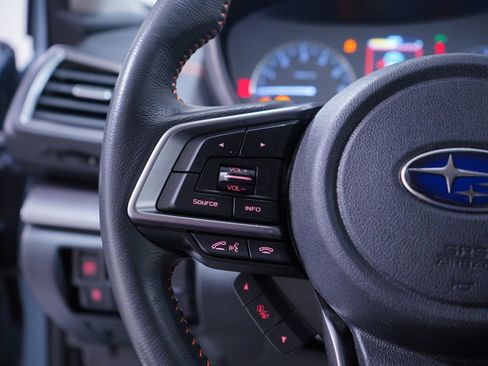 Used 2021 Subaru Crosstrek 2.5i Limited w/ Popular Package #3 image 19