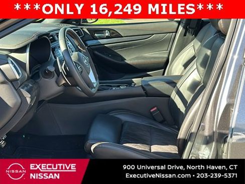 Certified 2023 Nissan Maxima SR w/ Sport Mat Group image 10