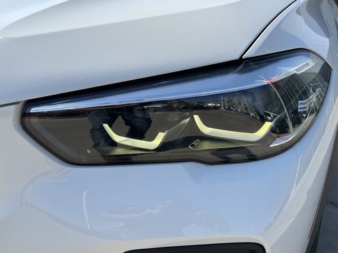 Used 2022 BMW X5 sDrive40i w/ Parking Assistance Package image 8