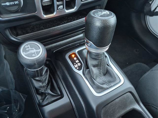 Used 2018 Jeep Wrangler Unlimited Sport S AWD/4WD image 12